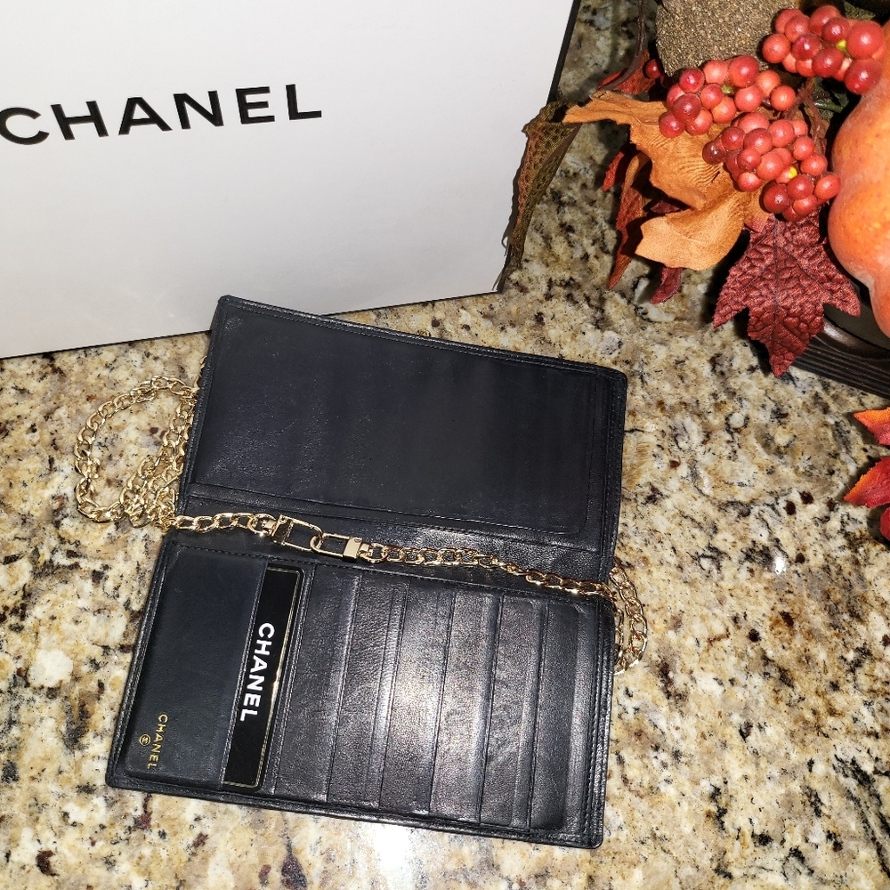 Chanel WOC - Picture 2 of 6